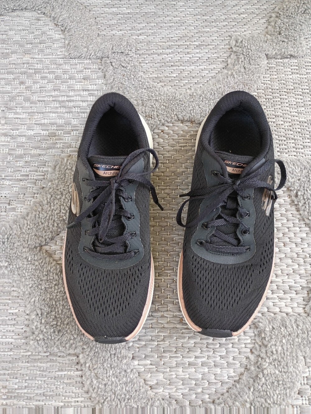 Sketchers Archfit Women's Black Athletic Running Shoes with Rose Accent
